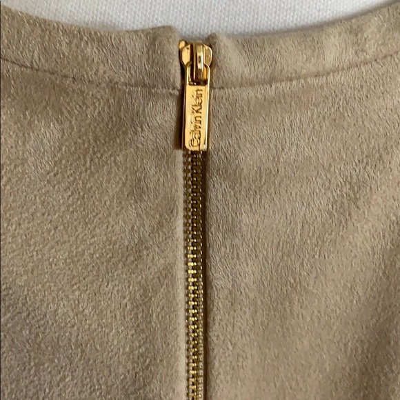 ❌Donated❌ Calvin Klein Top - Picture 4 of 5